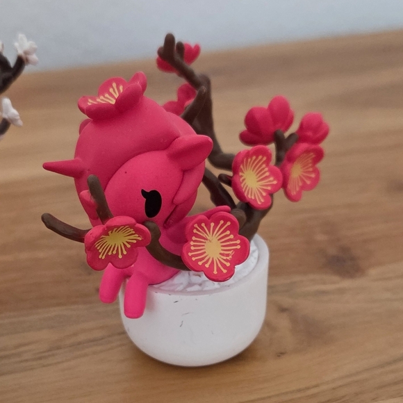 Tokidoki Botanical Harmony Unicorno Cherry Blossom Hanami Faith - Picture 6 of 7